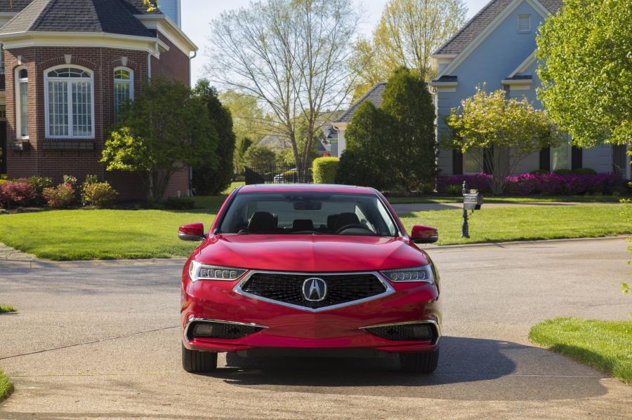 Acura TLX SH-AWD 2017 года  (фото 21 из 36)